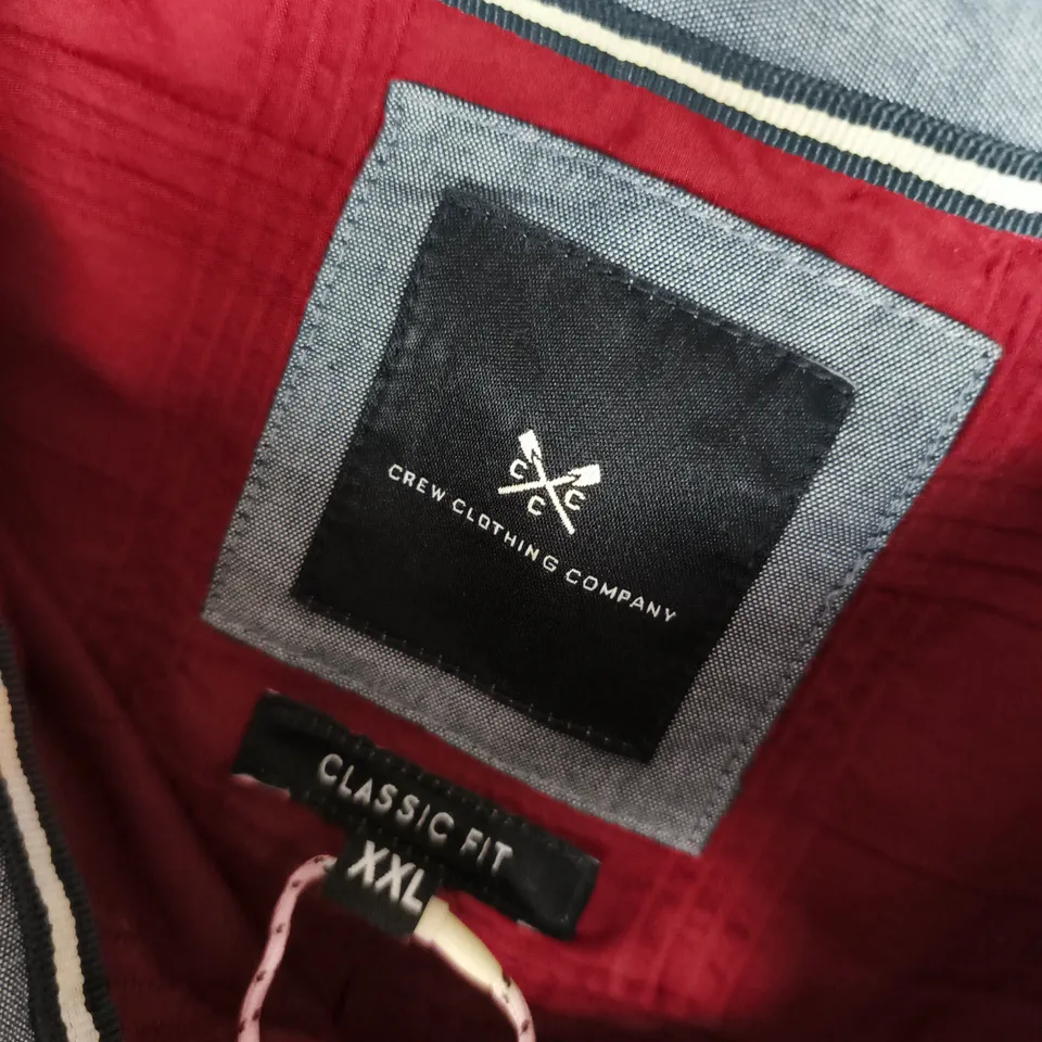 CREW CLOTHING COMPANY LONG SLEEVE WINDOW PANE DOBBY TWILL SHIRT IN MAROON - XXL