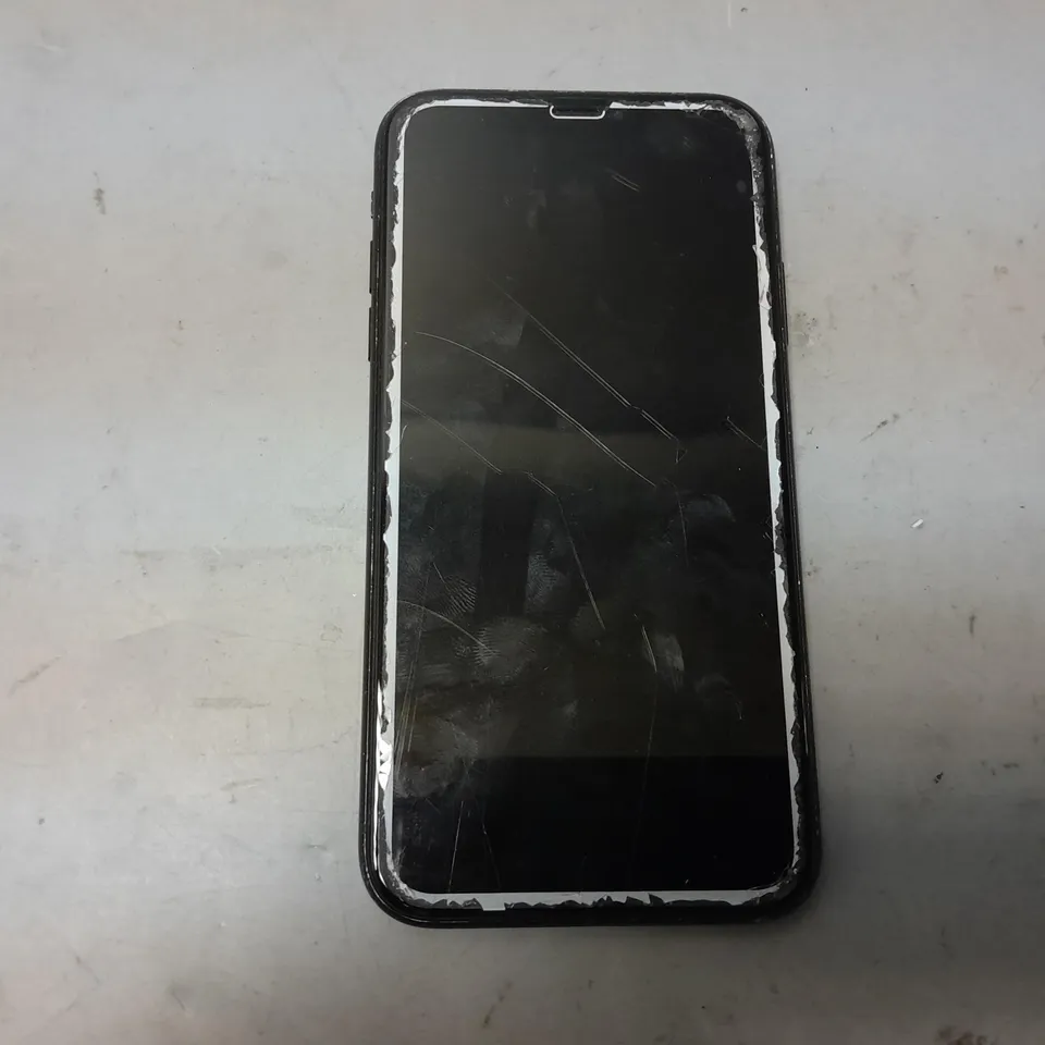 APPLE IPHONE - MODEL UNSPECIFIED