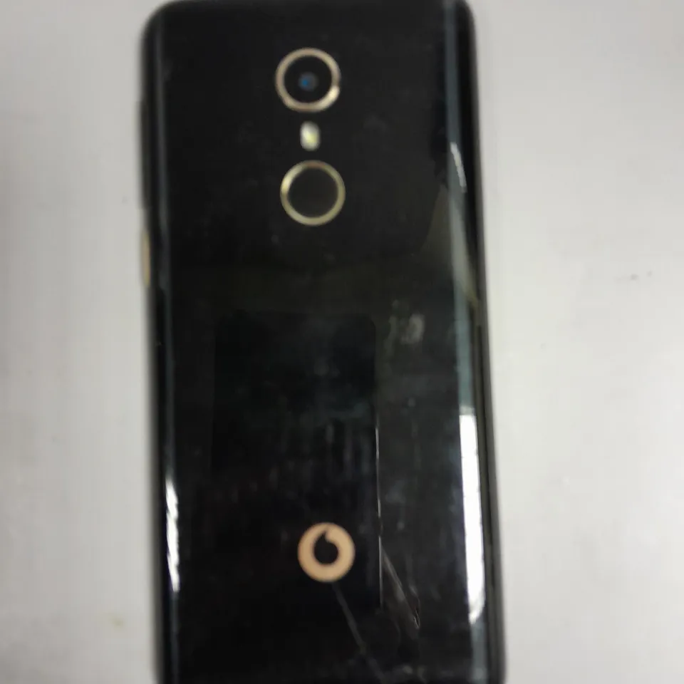 VODAFONE VFD 720 SMARTPHONE 