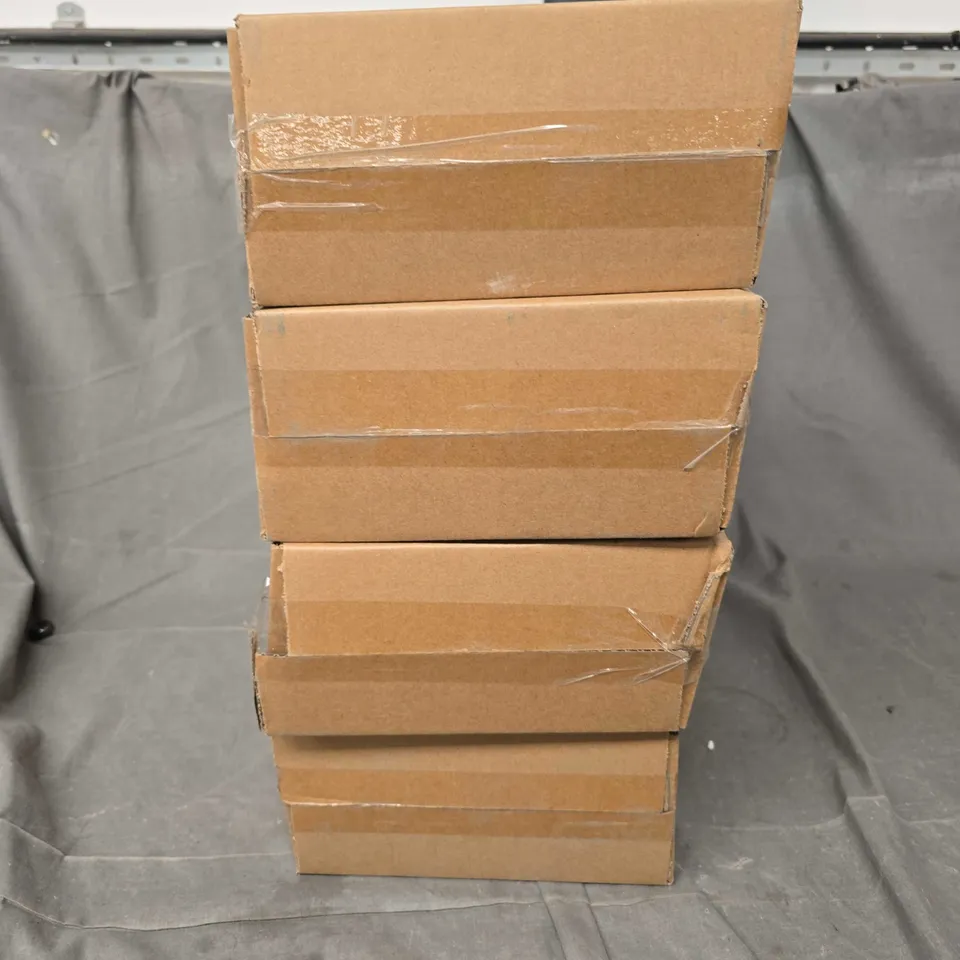 4 X BOXED DISNEY THEMED TUMBLERS - 2 TUMBLERS PER BOX 