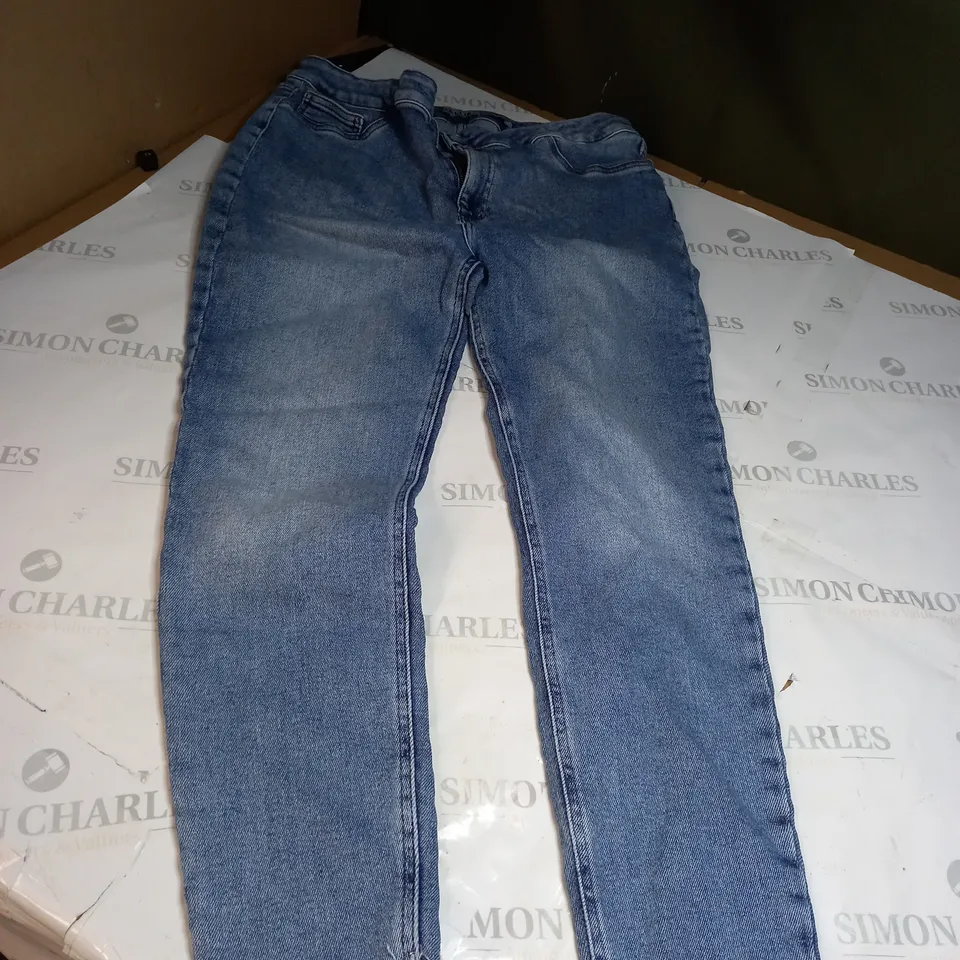HAILLE DENIM JEANS SIZE 16