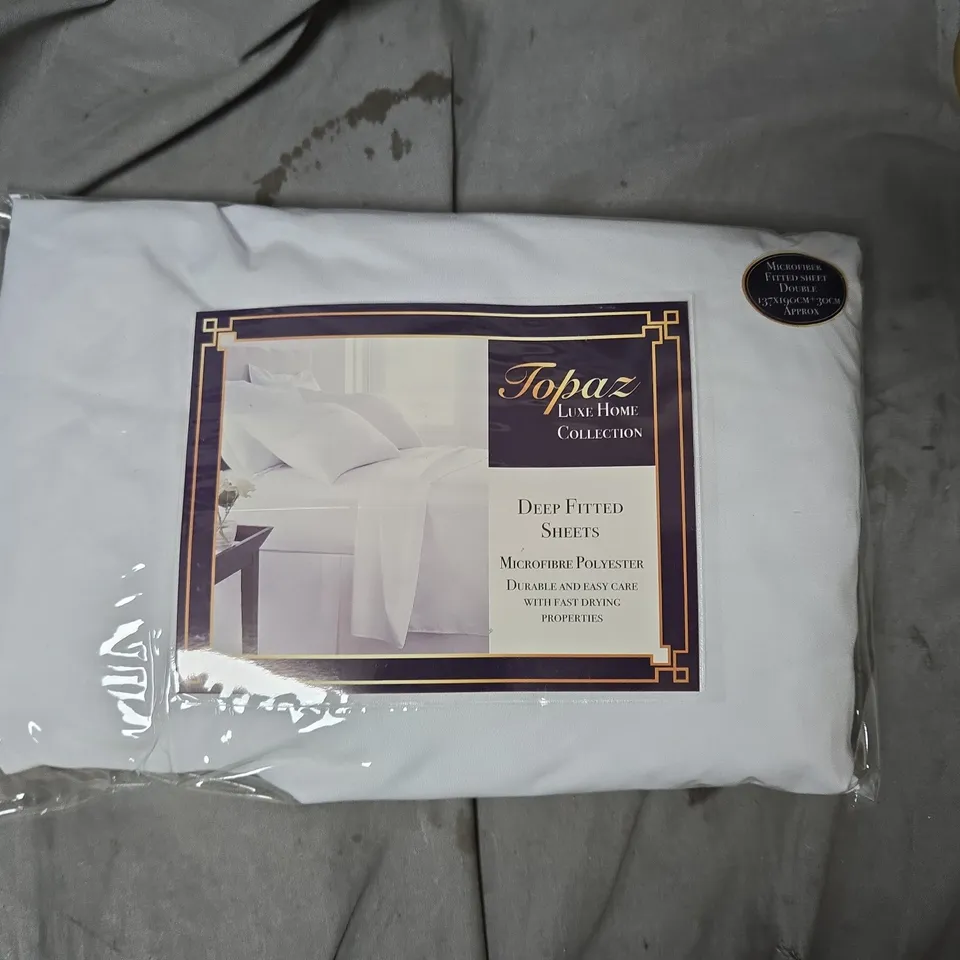 TOPAZ LUX HOME COLLECTION DEEP FITTED SHEETS – WHITE, MICROFIBER POLYESTER, BOX OF APPROXIMATELY 10