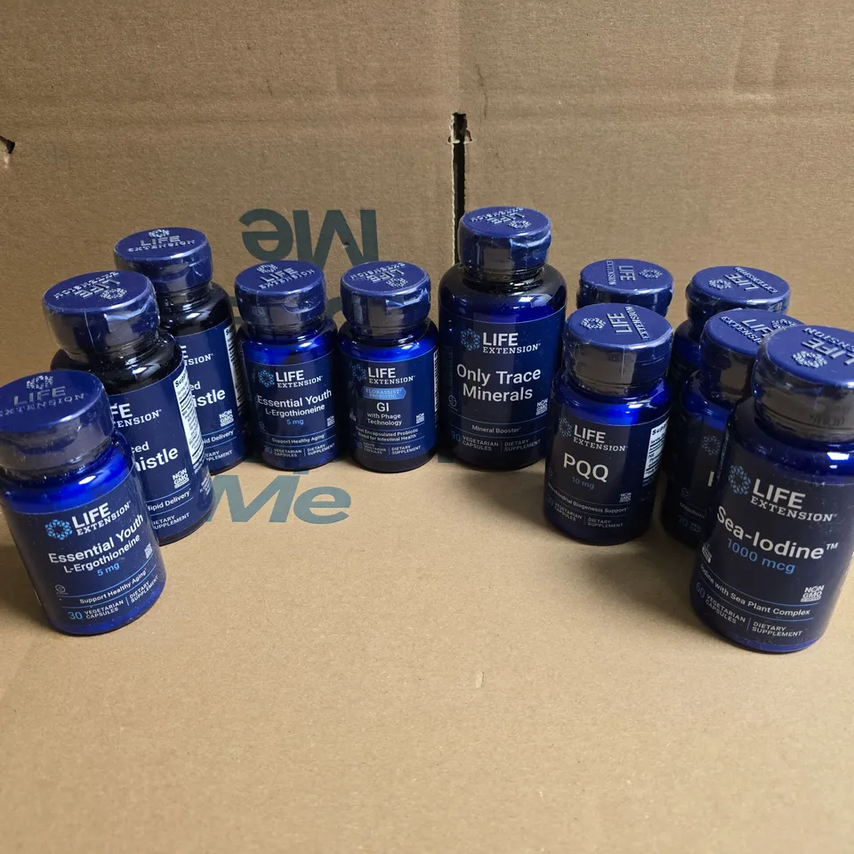 APPROXIMATELY 11 ASSORTED LIFE EXTENSION PRODUCTS TO INCLUDE ADVANCED MILK THISTLE, PQQ, ONLY TRACE MINERALS, ETC