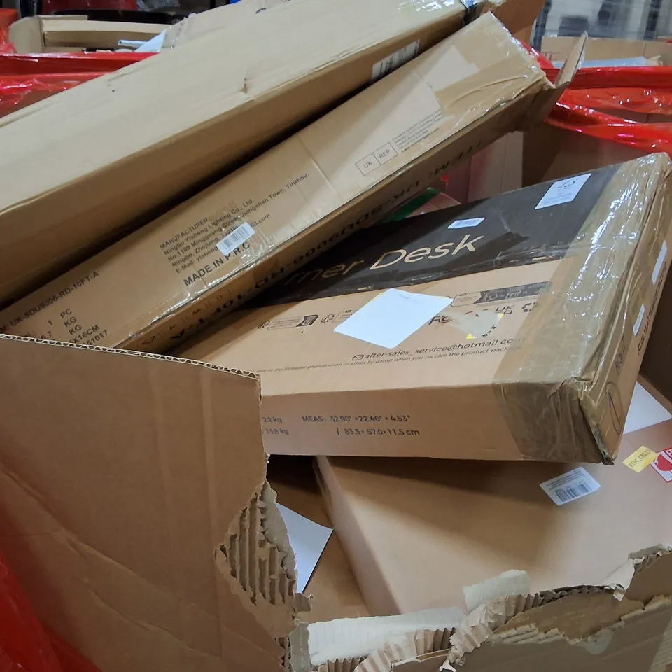 PALLET OF ASSORTED HOUSEHOLD GOODS AND PRODUCTS TO INCLUDE;FLOOR LAMP,CORNER DESK,MIRROR