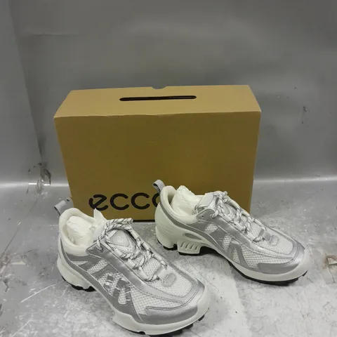 BOXED PAIR OF ECCO BIOM C-TRIAL WOMENS UK 2.5-3