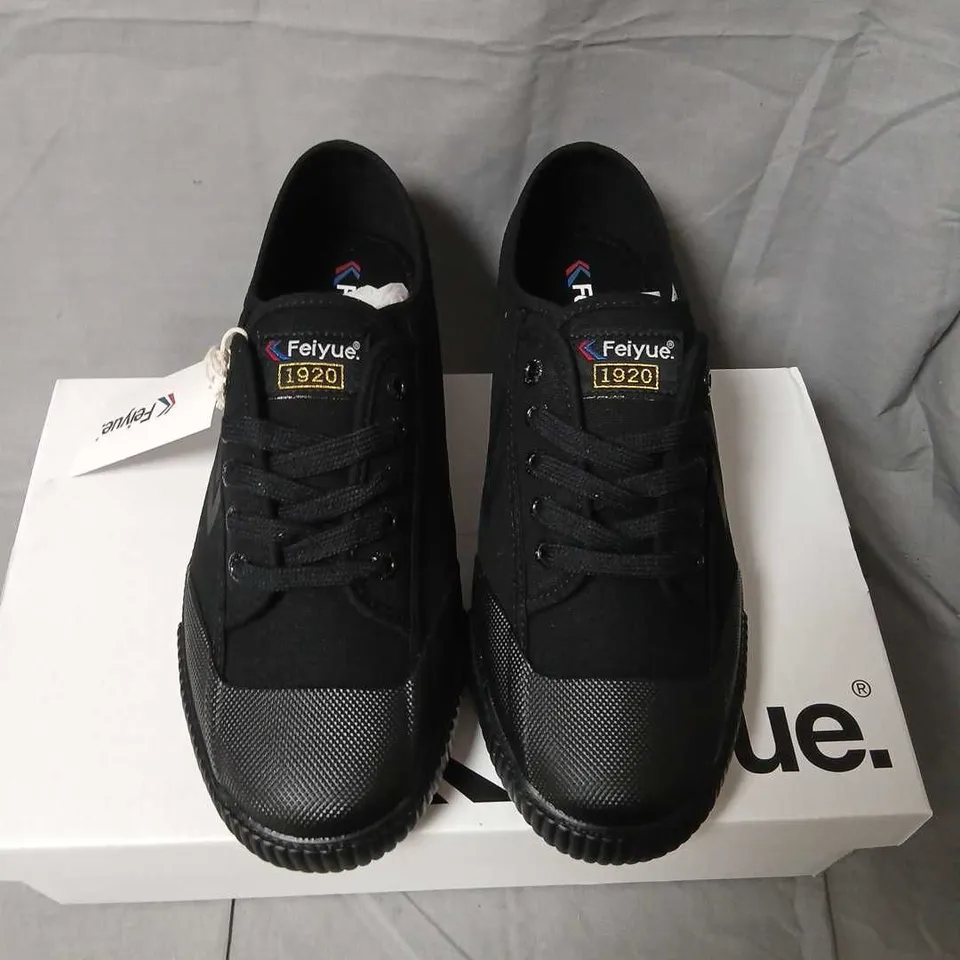 FEIYUE BLACK CANVAS SNEAKERS – UK 8 (MEN'S), BOXED WITH ORIGINAL BOX