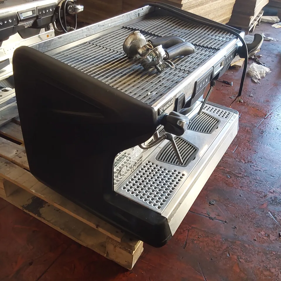 RANCILIO CLASSE 7 COMMERCIAL 2 GROUP ESPRESSO MACHINE