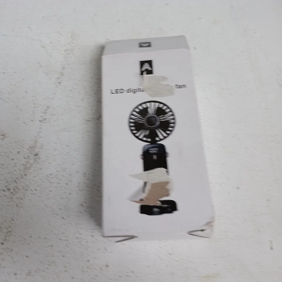 BOX OF APPROXIMATELY 15 ASSORTED ITEMS TO INCLUDE: LED DIGITAL DISPLAY FAN