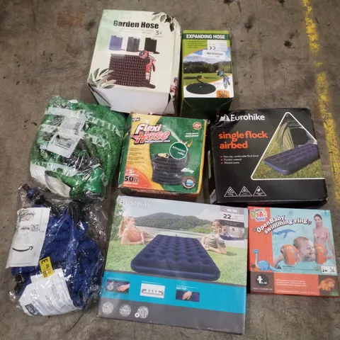 PALLET CONTAINING ASSORTED GARDEN HOSES & INFLATABLES