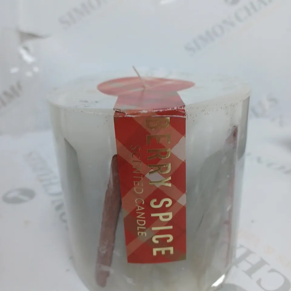 BERRY SPICE SCENTED CANDLE 500G