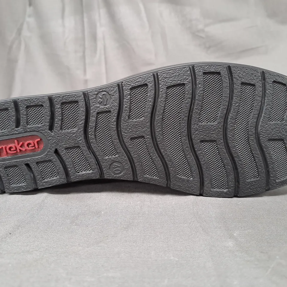 BOXED PAIR OF RIEKER SHOES IN BLACK UK SIZE 6.5