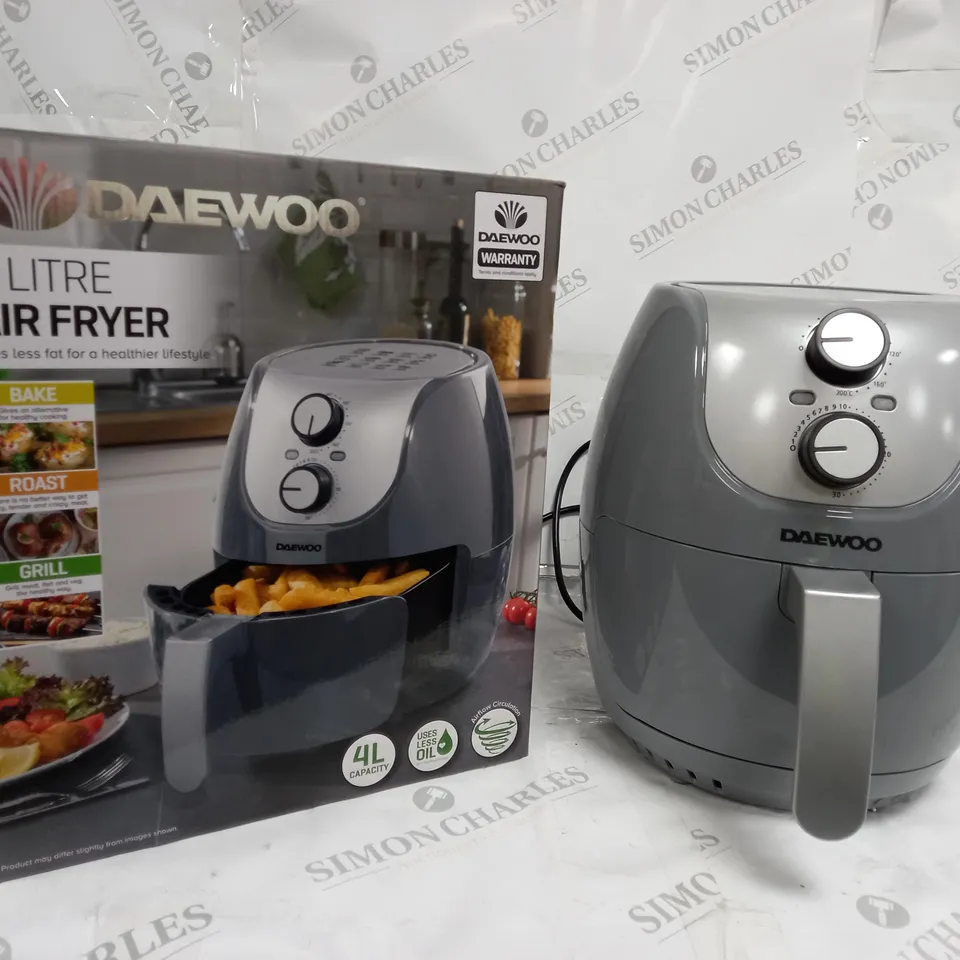 BOXED DAEWOO 4 LITRE AIR FRYER 