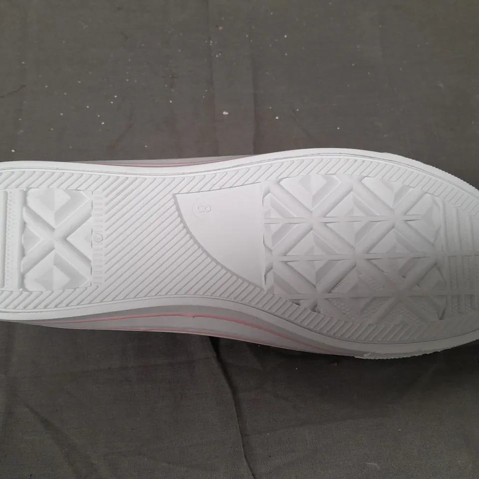 BOX OF APPROXIMATELY 10 PAIRS OF DESIGNER LACE UP SHOES IN FLORAL PRINT - VARIOUS SIZES