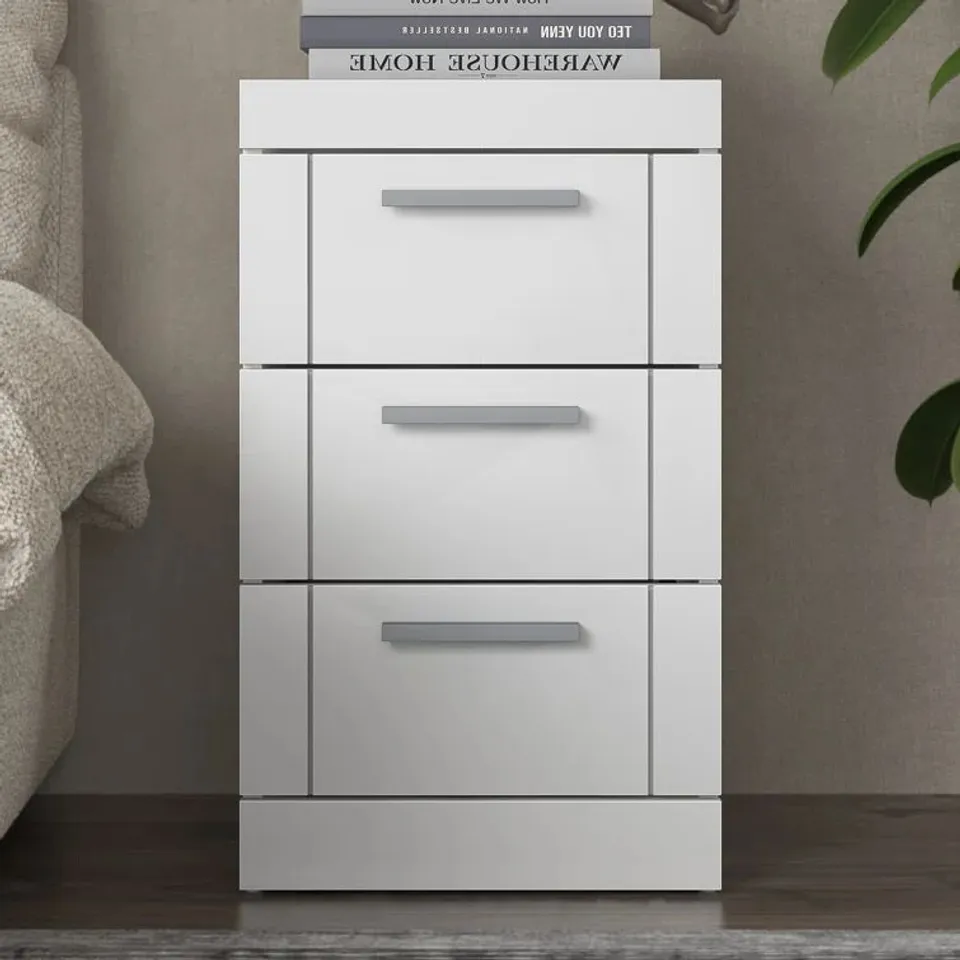 BOXED KIMBERLEY 3 DRAWER BEDSIDE TABLE - WHITE (1 BOX)