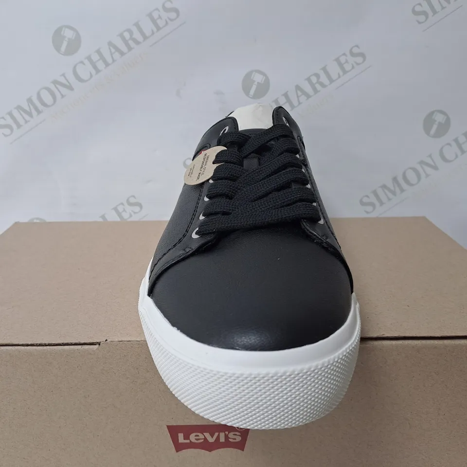 BOXED PAIR OF LEVI WOODWARD BLACK TRAINERS - SIZE 8