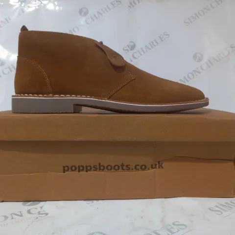 BOXED PAIR OF POPPS VESPA SHOES IN COGNAC UK SIZE 9