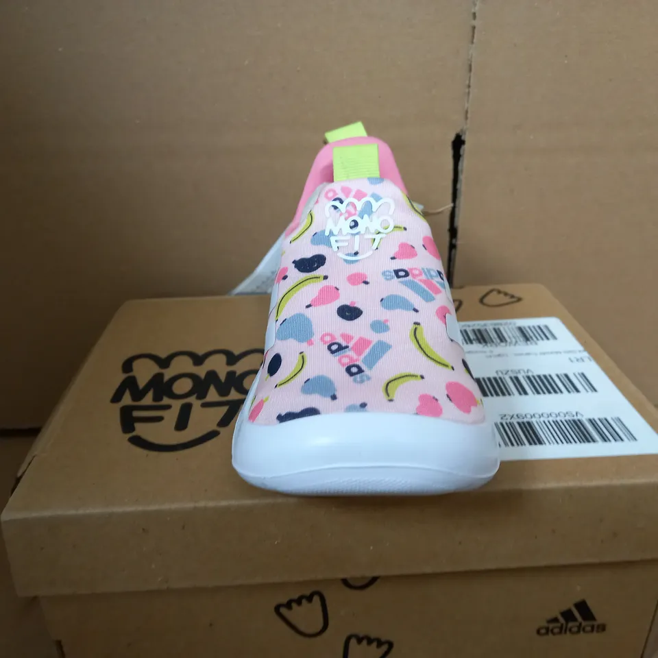 BOXED GIRLS MONOFIT TRAINERS IN LIGHT PINK - KIDS SIZE 6