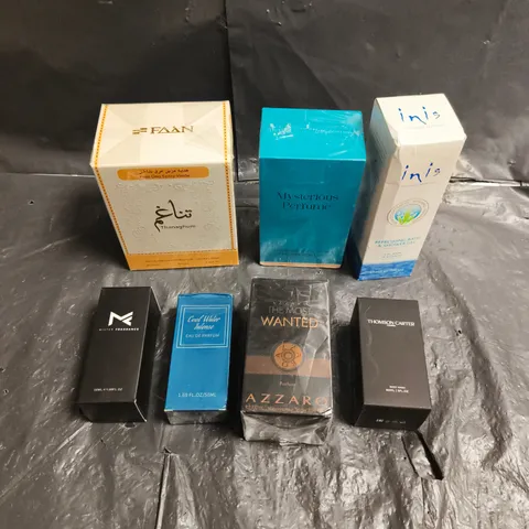 APPROXIMATELY 8 ASSORTED BOXED FRAGRANCES & COSMETIC PRODUCTS TO INCLUDE - AZZARO MOST WANTED, THOMAS CARTER BODY WASH, MYSTERIOUS PERFUME CEDARWOOD AMBER SCENT, ETC.