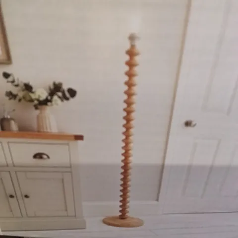 BOXED DUNELM BOBBY PAINT YOUR OWN FLOOR LAMP