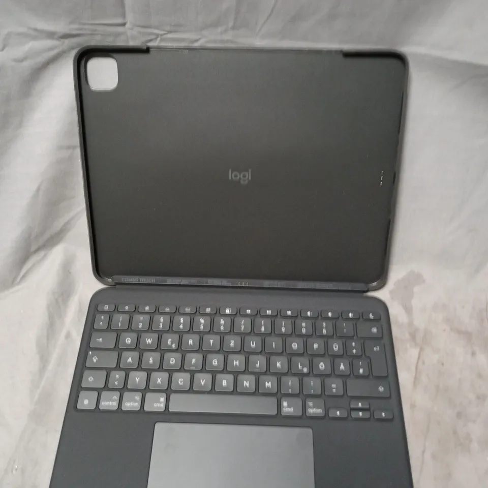 BOXED LOGITECH COMBO TOUCH IPAD PRO 13" TABLET KEYBOARD CASE - GERMAN LAYOUT 