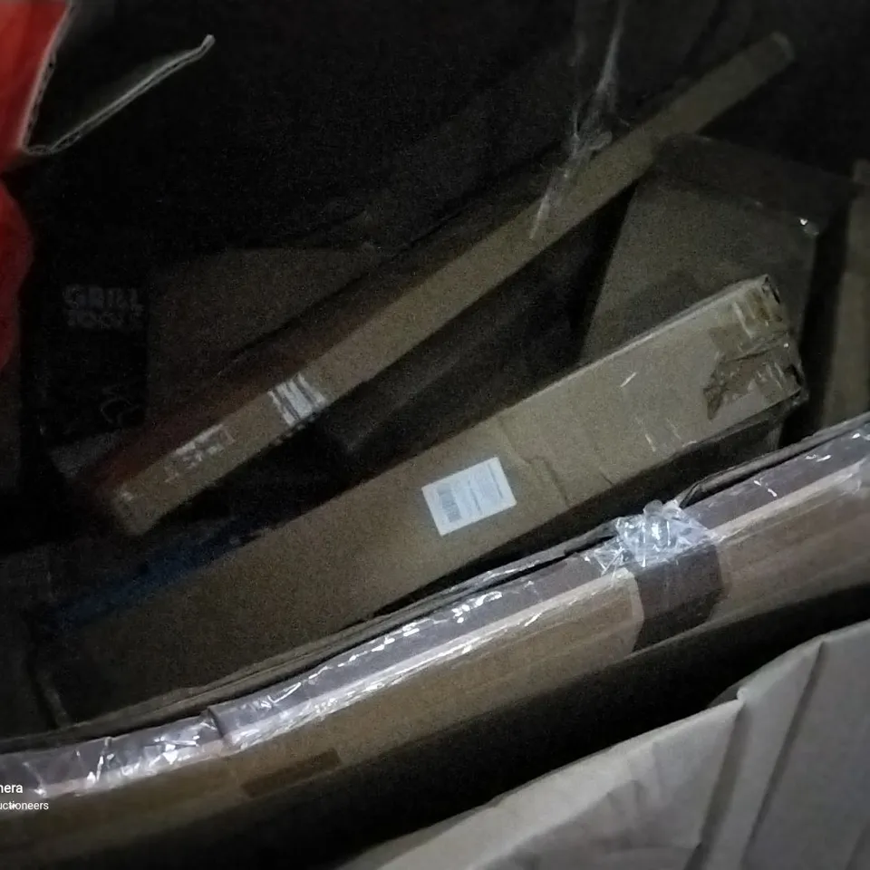 PALLET OF ASSORTED ITEMS INCLUDING CABIN LUGGAGE, GARMENT RACK, SPRING LOADED TENSION ROD, PRIVACY FILTER, FLOATING SHELF,  GRILL TOOLS, PORTABLE SPORTS NET