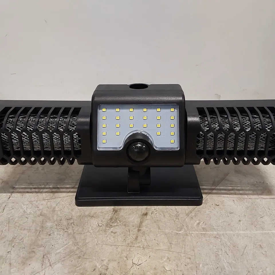 BOXED OUTLET BELL & HOWELL SOLAR ZAPPER (1 BOX)