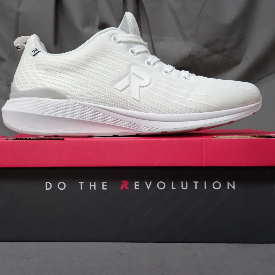 BOXED PAIR OF RIEKER TRAINERS IN WHITE SIZE 6.5