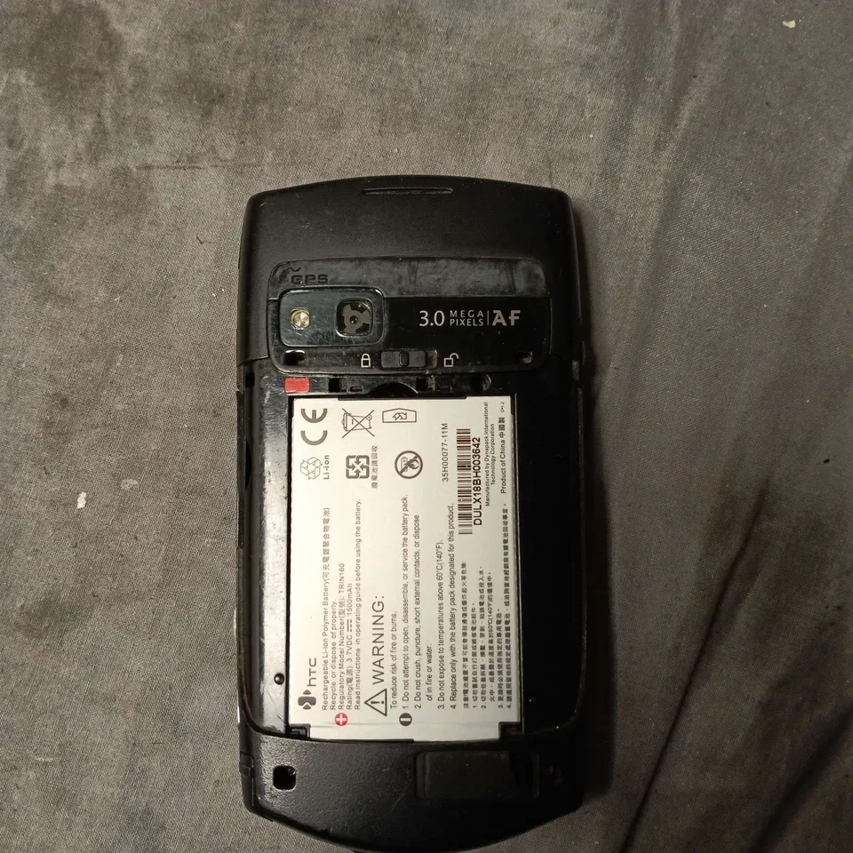 02 SMARTPHONE – BLACK, 3.0MP AF REAR CAMERA, GPS, REMOVABLE BATTERY