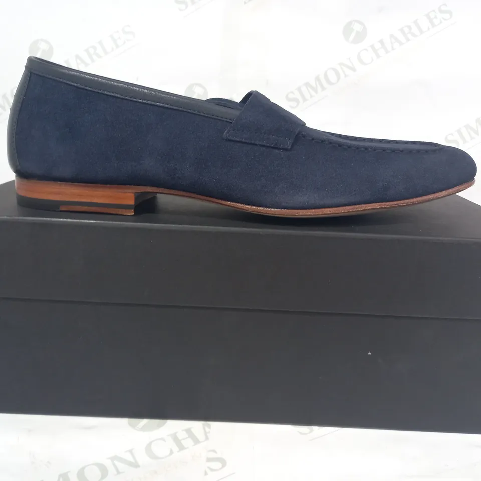 BOXED PAIR OF OLIVER SWEENEY LOW HEEL SLIP-ON SHOES IN NAVY UK SIZE 9