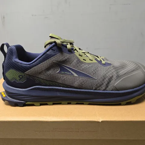 BOXED ALTRA LONE PEAK 9+ - UK 10