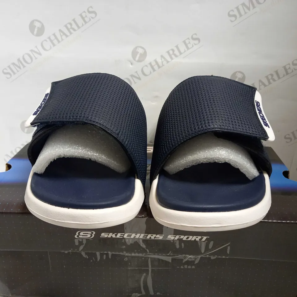 SKETCHERS MENS SLIDERS NAVY SIZE 13