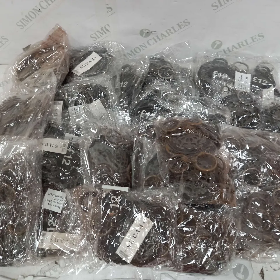 BOX OF APPROX 30 EXANS RING FAUX LEATHER DETAIL BELTS IN SILVER/BLACK 