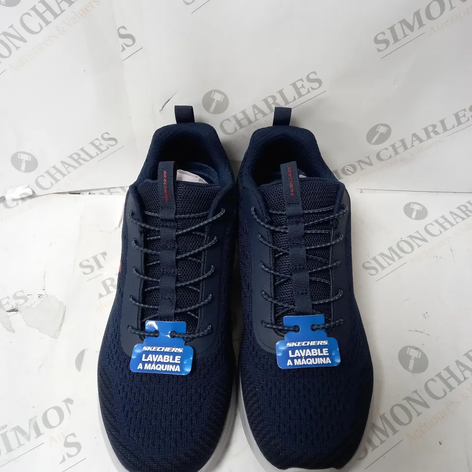 SKECHERS MENS AIR COOLED MEMORY FOAM TRAINERS - SIZE 9