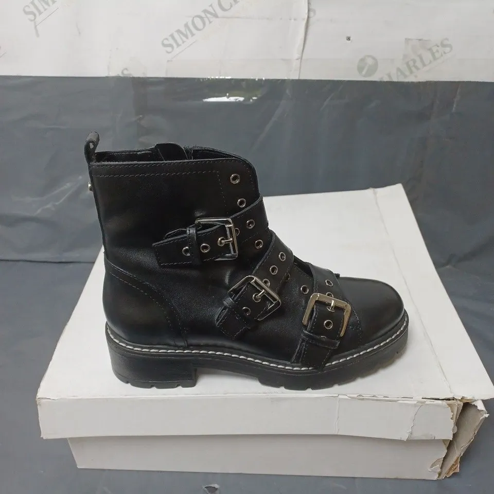 BOXED PAIR OF WHITBY BLACK LEATHER BOOTS SIZE 36