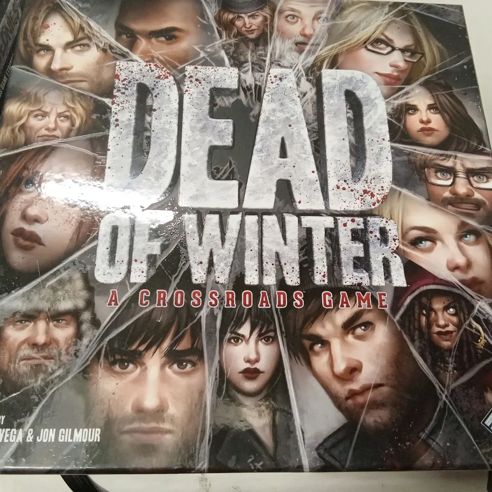 BOXED DEAD OF WINTER: A CROSSROADS GAME – BOARD GAME