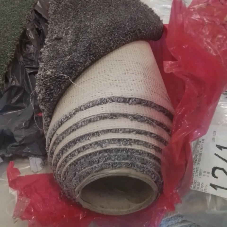 ROLL OF QUALITY STS HERITAGE LUXURY CARPET // SIZE: APPROXIMATELY 4.1X 4M