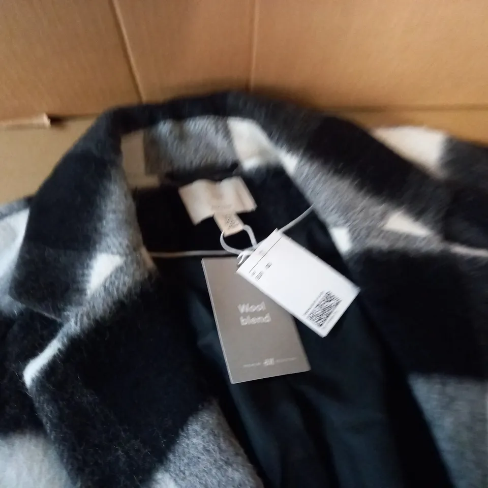H&M WOOL BLEND BLACK/WHITE CHECK - EUR XS