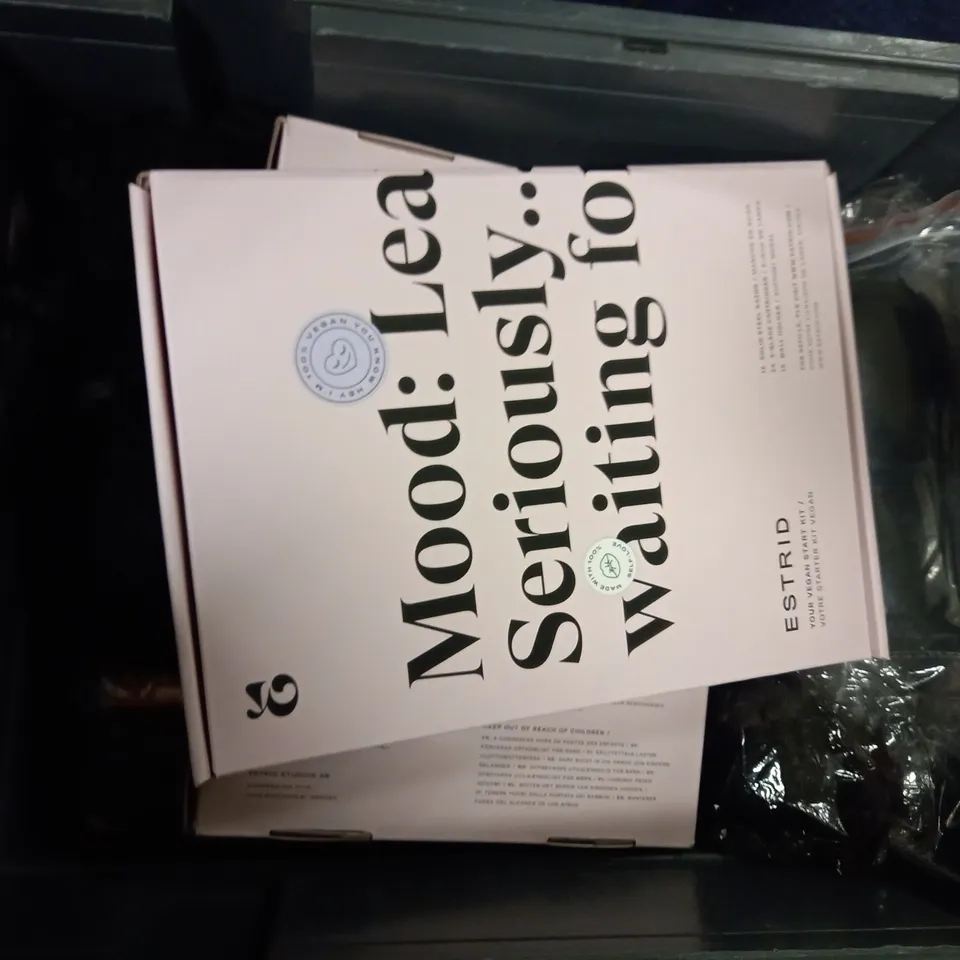 LOT OF HAIR PRODUCT TOO INCLUDE HAIR EXTENSION , WIGS AND BANDS