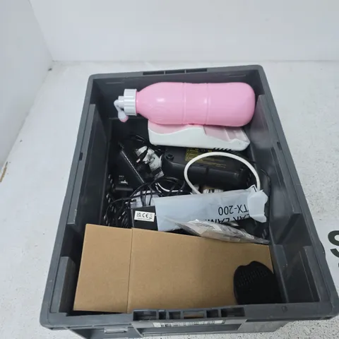 TOTE OF APPROXIMATELY 12 ASSORTED ITEMS TO INCLUDE: REUSABLE MINI STAMPS
