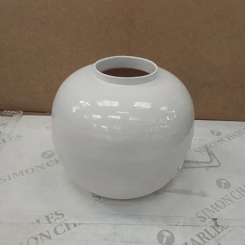 BOXED WHITE AND GREY WASHED HANDMADE ROUND BAMBOO VASE
