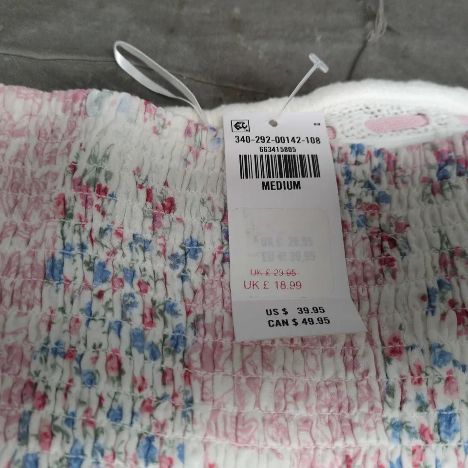 HOLLISTER GIRLS' PINK FLORAL SMOCKED SUMMER DRESS – MEDIUM