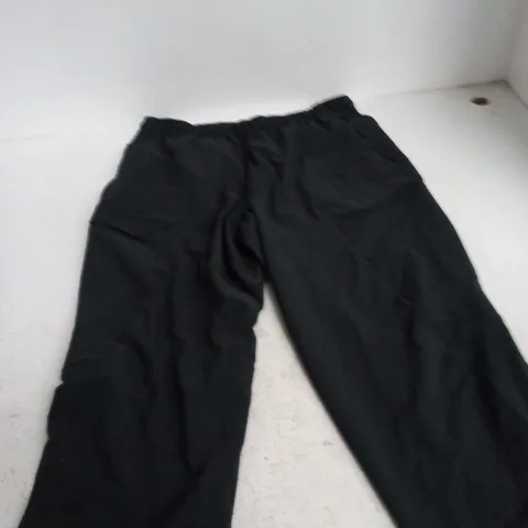NIKE MEN'S TRAINING PANTS – BLACK, UK L (ORIGINAL LG)