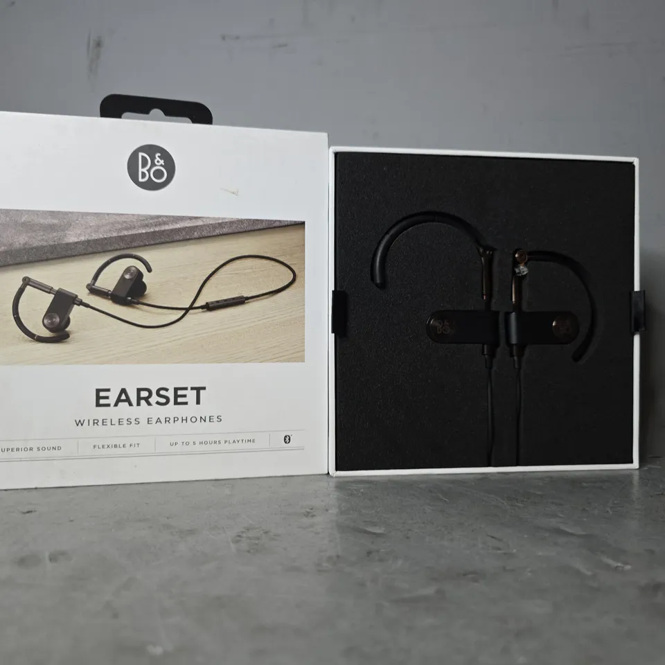 BOXED B&O EARSET WIRELESS EARPHONES 