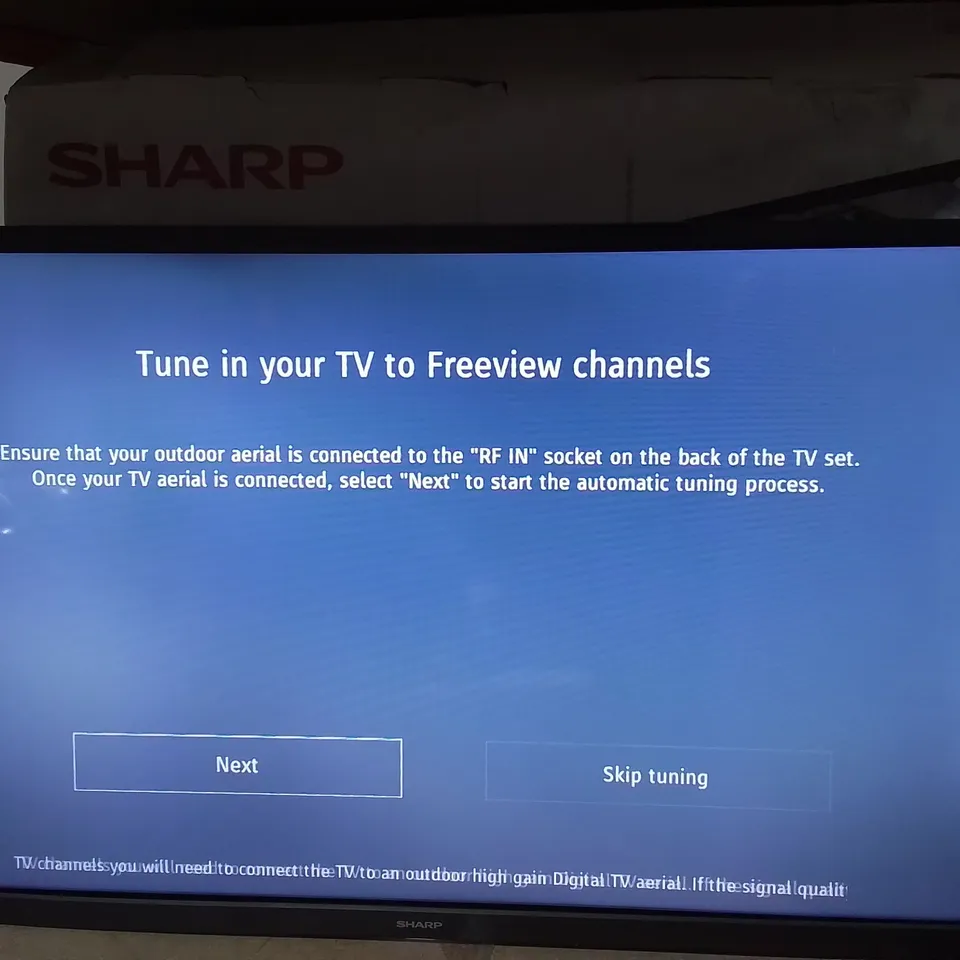  BOXED SHARP SMART TV HD/FULL HD 32" HD READY 32BC3K