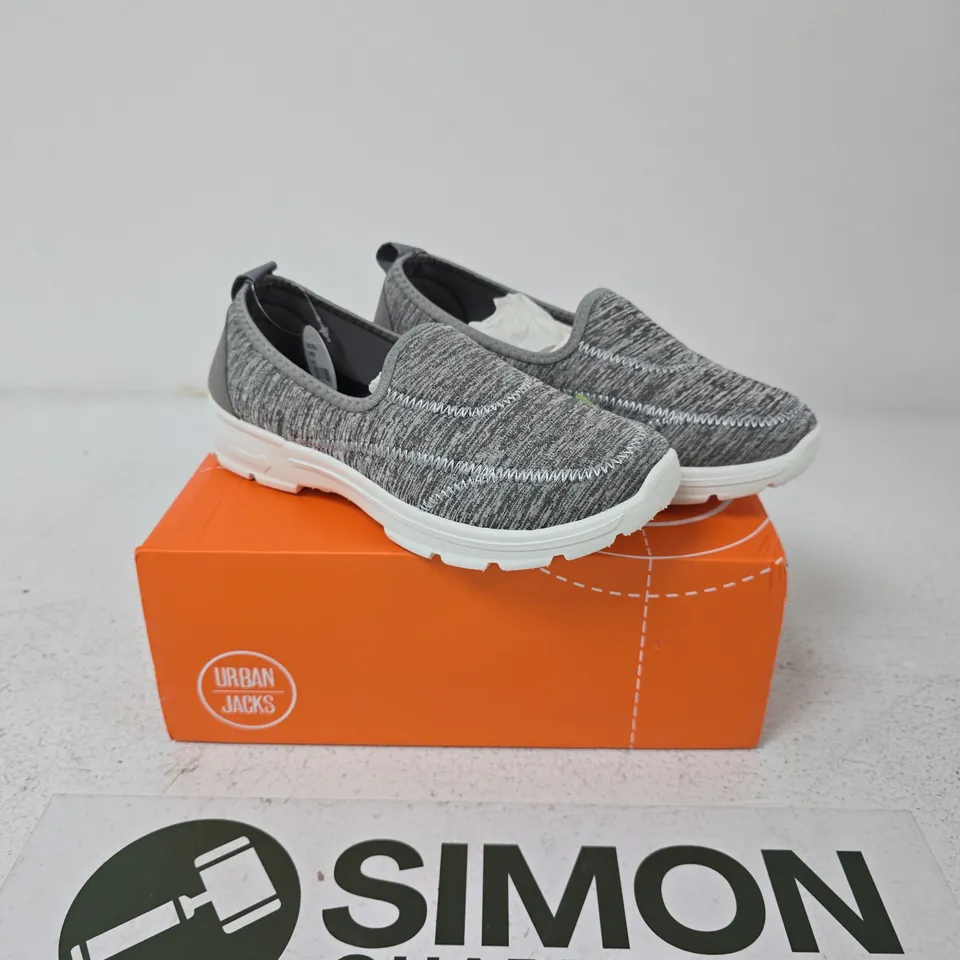 URBAN JACKS GEORGIA GREY SLIP-ON SNEAKERS – UK SIZE 6
