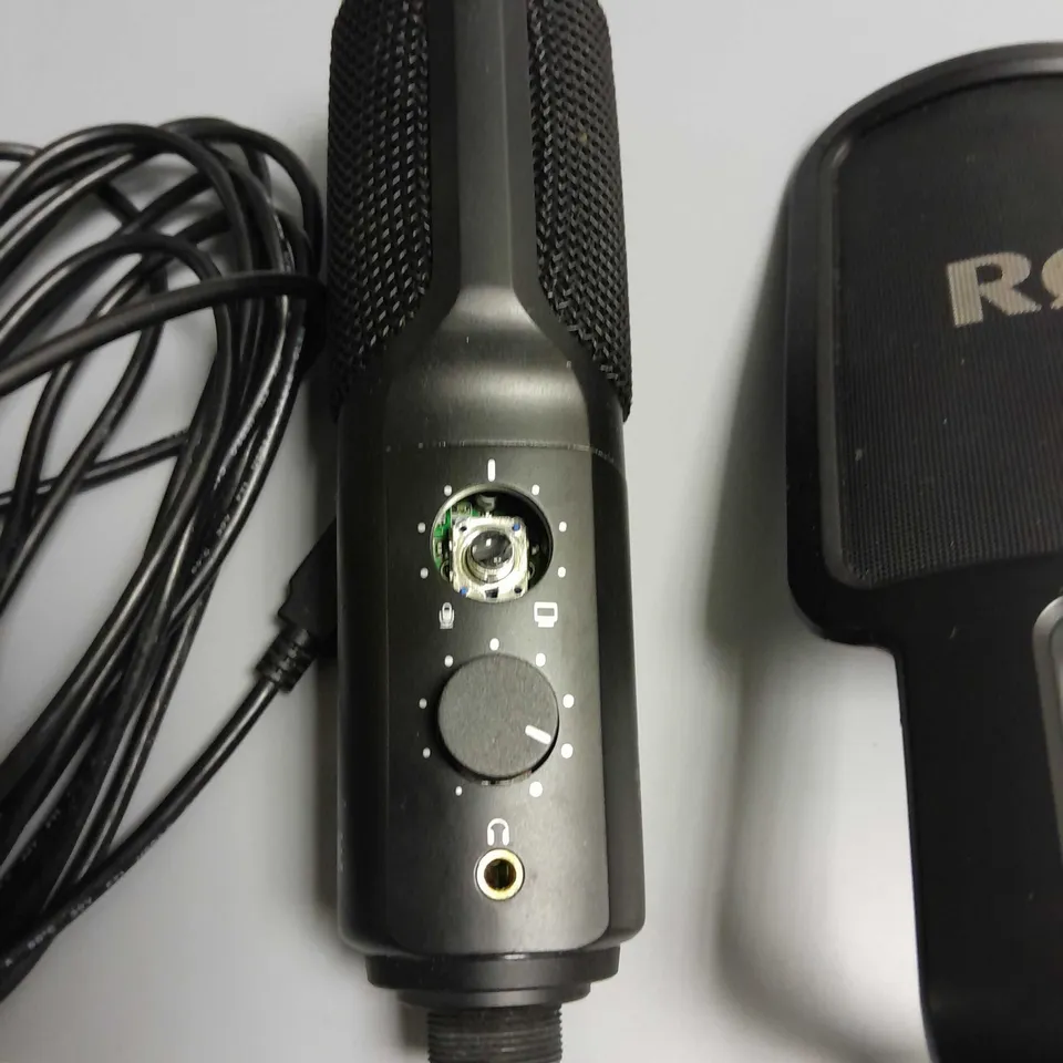UNBOXED RODE NT-USB MICROPHONE