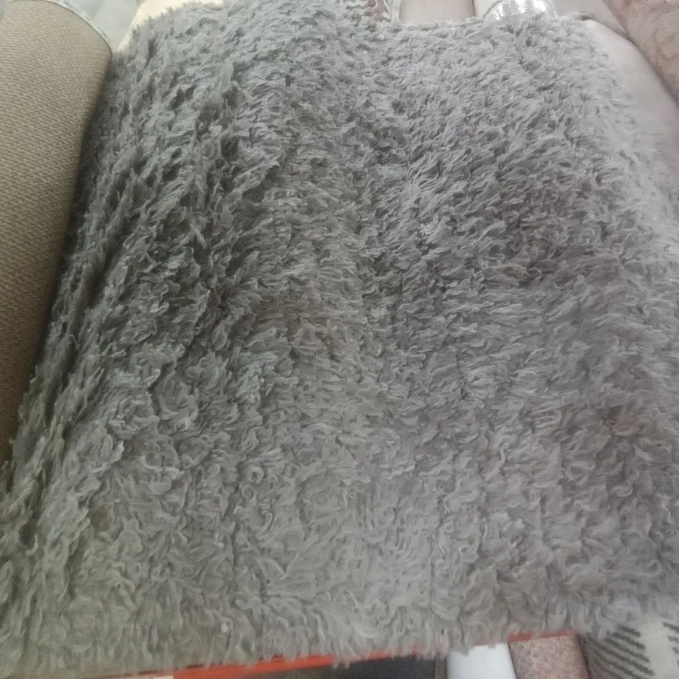 ANASTAZIJA SHAGGY SILVER RUG 80X150CM