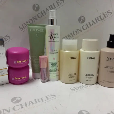 LOT OF BEAUTY PRODUCTS TO INCLUDE OUAI SHAMPOO AND CONDITIONER, ETC
