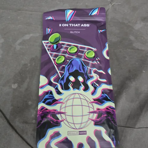 ON THAT ASS GLITCH SOCKS – REGULAR SOCKS