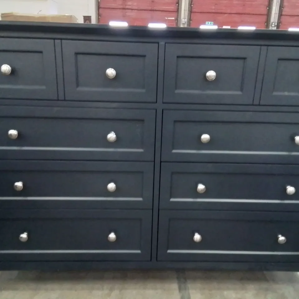 8 DRAWER 152.4 W DOUBLE DRESSER